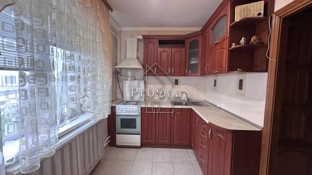 Продам 3-кімнатну квартиру