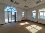 Здам офіс в офісному центрі, 180 м², капітальний ремонт