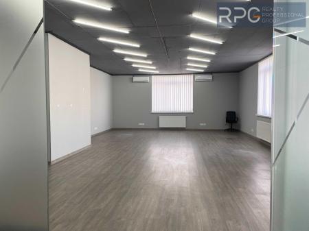 Продам офісне приміщення