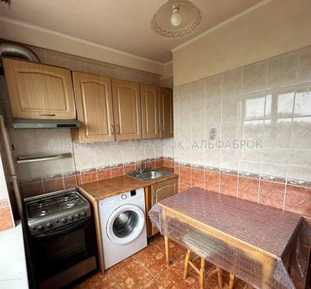 Продам 3-комнатную квартиру