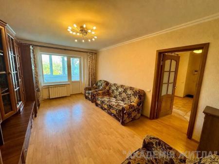 Продам 3-комнатную квартиру
