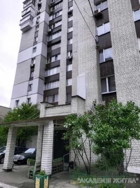 Продам 3-комнатную квартиру