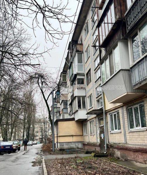 Продам квартиру-студию