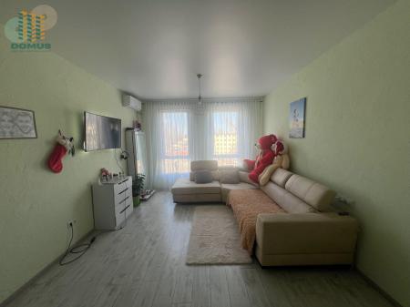 Продам квартиру-студію, ЖК «Золоті Стовпи»