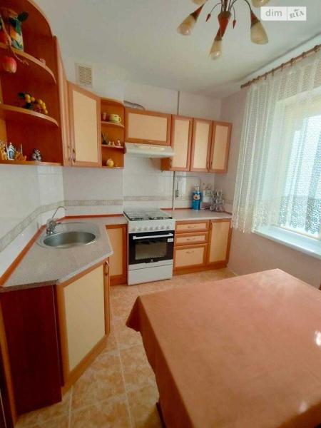 Продам 3-кімнатну квартиру