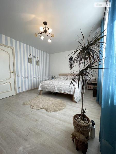 Продам 2-комнатную квартиру