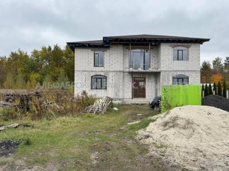 Продам 2-поверховий будинок