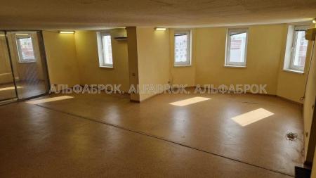 Продам 3-кімнатну квартиру