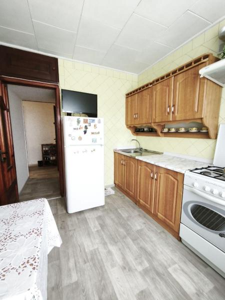 Продам 2-кімнатну квартиру