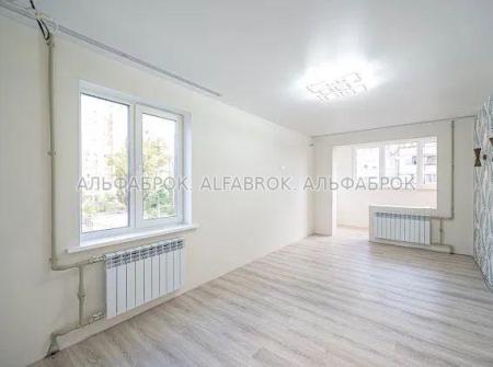 Продам 3-кімнатну квартиру