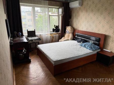Продам 3-комнатную квартиру