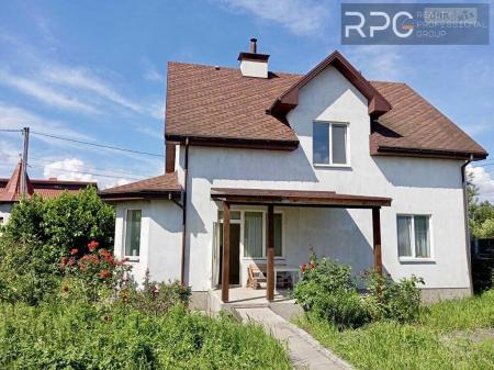 Продам 2-поверховий будинок