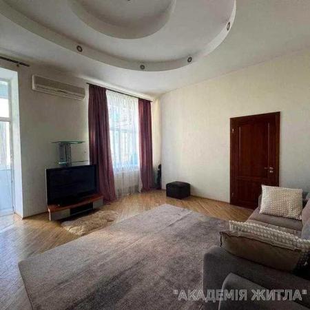 Продам 2-комнатную квартиру