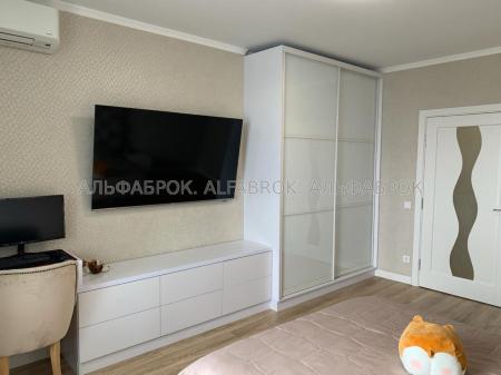 Продам 2-кімнатну квартиру, ЖК «ObolonSKY»