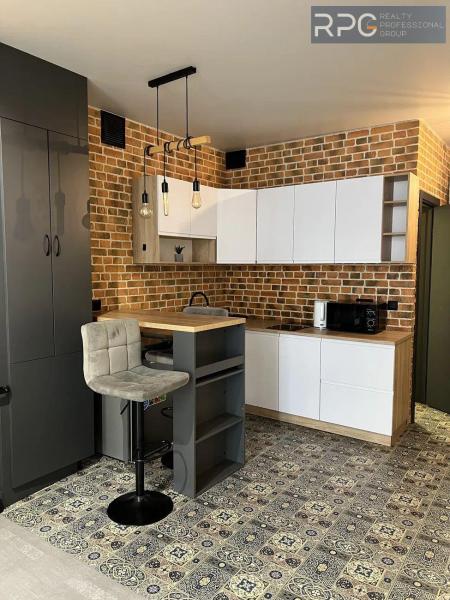 Продам квартиру-студію