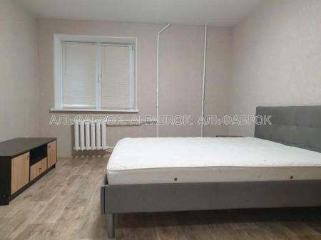 Продам 2-кімнатну квартиру