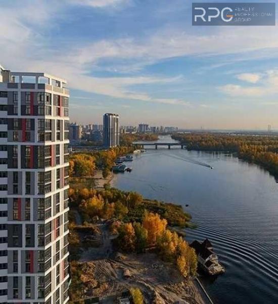 Продам 4-кімнатну квартиру в новобудові, ЖК Русанівська Гавань