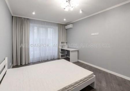 Продам 3-кімнатну квартиру