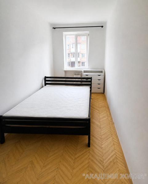 Продам 2-комнатную квартиру
