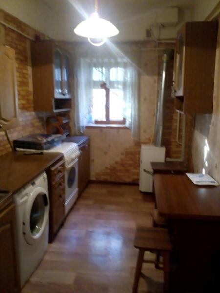 Продам 2-кімнатну квартиру