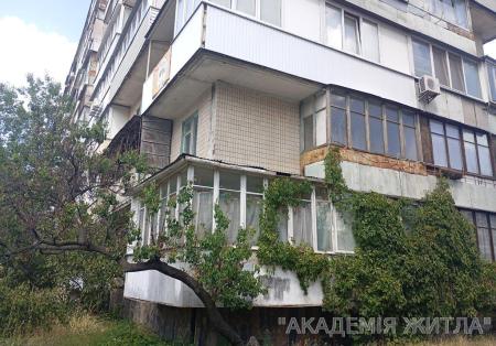 Продам 2-комнатную квартиру