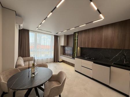 Продам 2-кімнатну квартиру в новобудові, ЖК&nbsp;Main&nbsp;House
