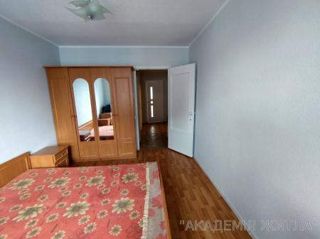 Продам 3-комнатную квартиру