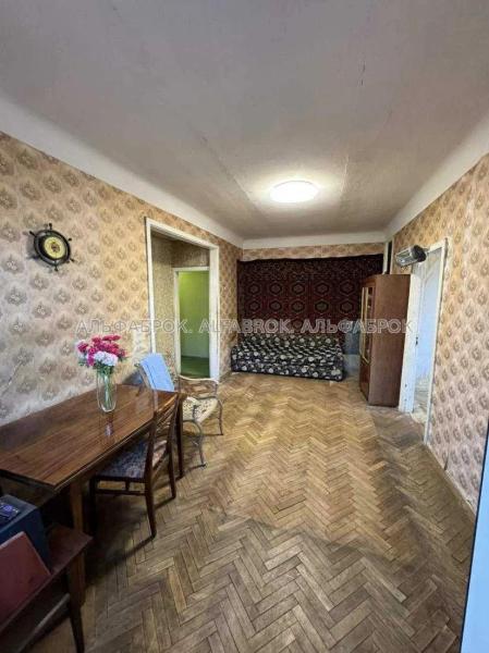 Продам 2-комнатную квартиру