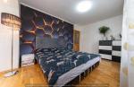 Продам 4-комнатную квартиру в новостройке, 98 м², капитальный ремонт