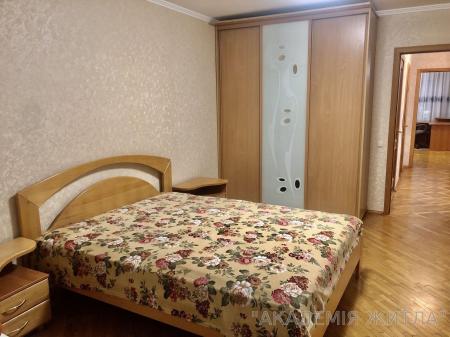 Сдам 3-комнатную квартиру