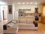 Продам 4-кімнатну квартиру, ЖК «Оазис», 156.80 м², радянський ремонт
