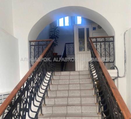 Продам 3-комнатную квартиру