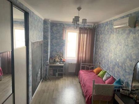 Продам 3-кімнатну квартиру