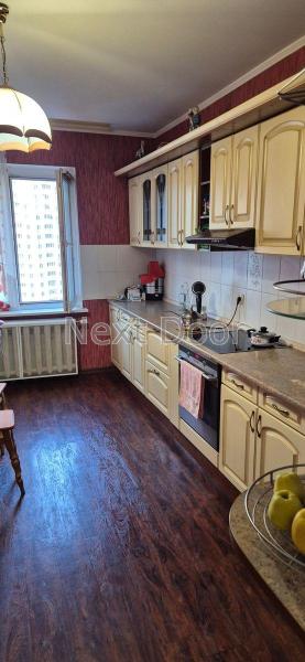 Продам 3-кімнатну квартиру