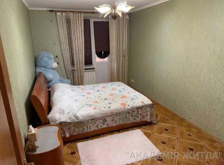 Продам 3-комнатную квартиру