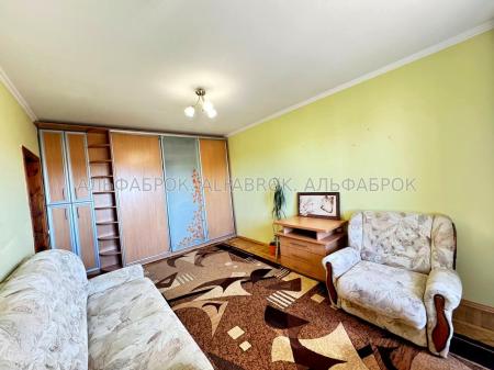 Продам 2-кімнатну квартиру