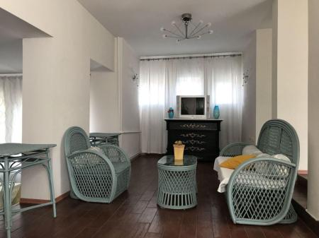 Продам 2-поверховий будинок