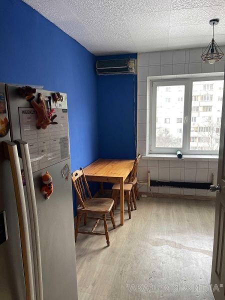 Продам 3-комнатную квартиру