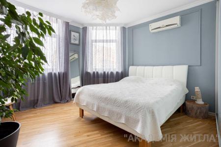 Продам 4-комнатную квартиру, ЖК&nbsp;Яскравый