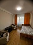 Продам 2-комнатную квартиру, 46 м², косметический ремонт