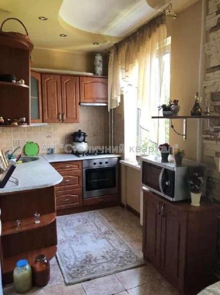 Продам 3-кімнатну квартиру