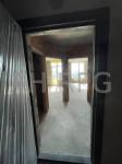 Продам 2-кімнатну квартиру, ЖК Медовий, 64 м², без ремонту