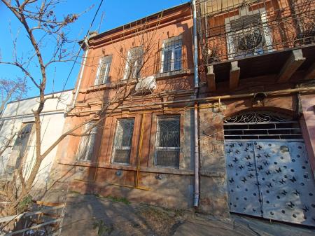 Продам 2-кімнатну квартиру