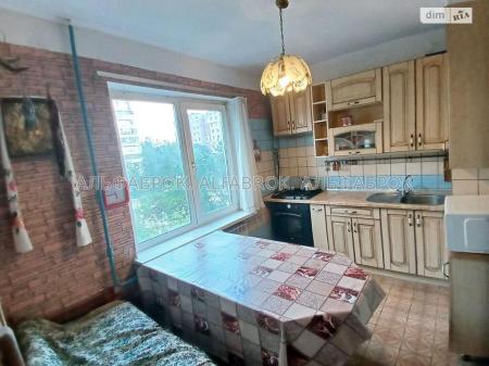 Продам 3-комнатную квартиру