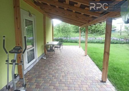 Продам 2-поверховий будинок