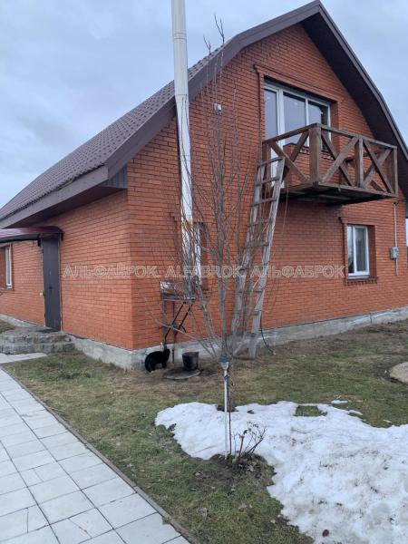 Продам 2-этажный дом