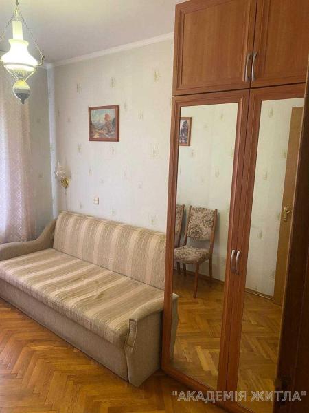 Продам 2-комнатную квартиру