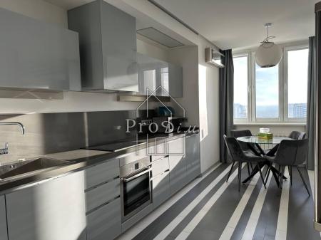 Продам 3-кімнатну квартиру, ЖК «Корона»
