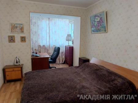 Продам 3-комнатную квартиру