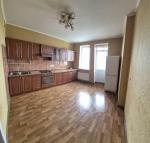 Продам 3-комнатную квартиру, 90 м², косметический ремонт